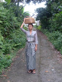 プラ・プサ・タボラ グボキンのお祭り その1 (Pura Puseh Tabola Ngebekin I)_a0120328_10174743.jpg