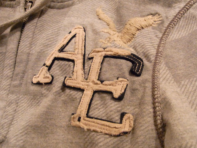 American Eagle パーカー特集_b0139233_19583134.jpg