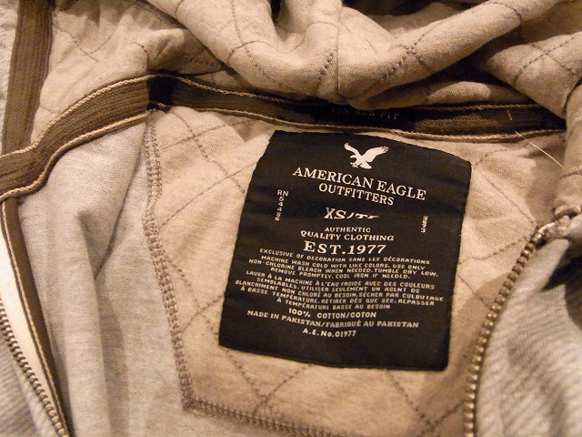 American Eagle パーカー特集_b0139233_19584533.jpg