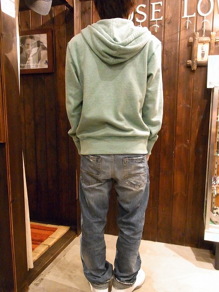 American Eagle パーカー特集_b0139233_19595159.jpg