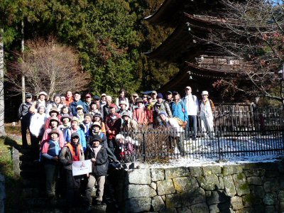 八ヶ岳周遊ウォーク第4回・羽黒下から佐久平へ_f0019247_2092657.jpg