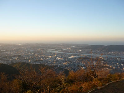 帆柱ケーブル→スロープカーに乗って皿倉山へ。_e0188087_19525216.jpg