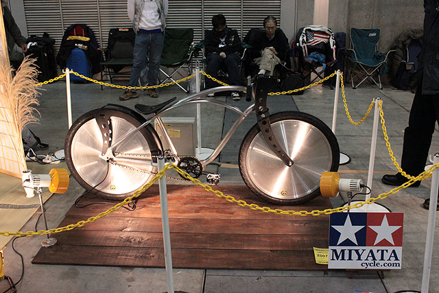 『19th HotRod Custom Show 2010』_e0126901_1235011.jpg
