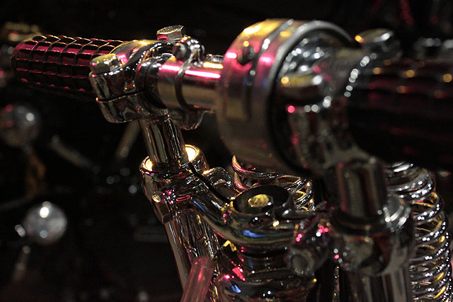 『19th HotRod Custom Show 2010』_e0126901_1274471.jpg