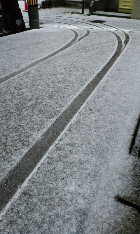 12月9日 山中に雪_d0093903_8471362.jpg