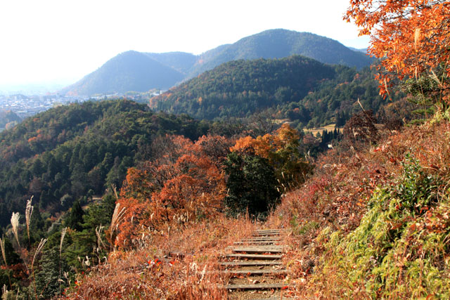 船山 火床_e0048413_16464688.jpg