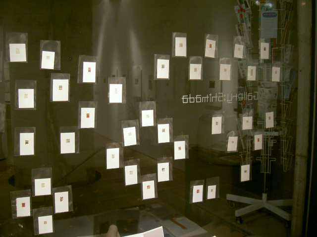 2010年最後の展覧会がはじまります。_a0071956_19214246.jpg