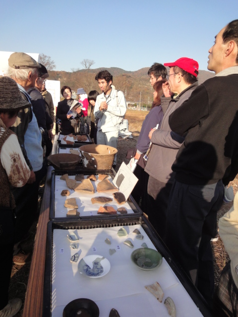 小田城の発掘現場説明会_b0124462_2114762.jpg