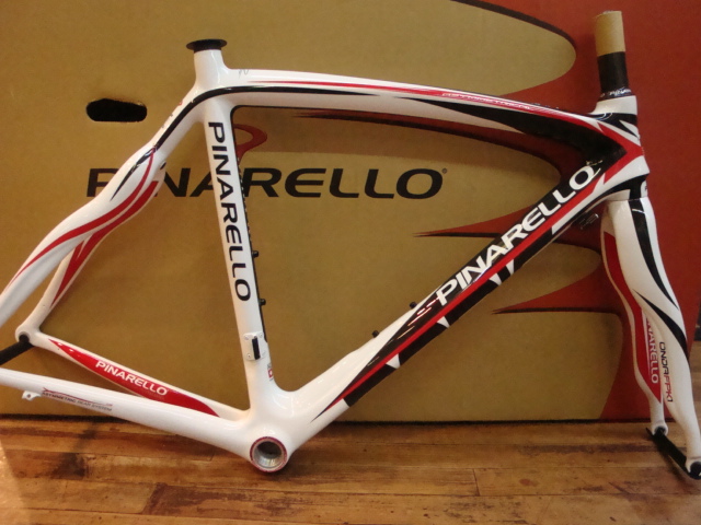 PINARELLO PARIS 50-1.5　入荷_e0138781_2041360.jpg