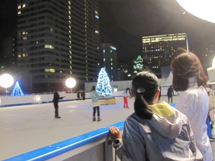 Ice skate rink in Nakanoshima_b0050787_2357287.jpg