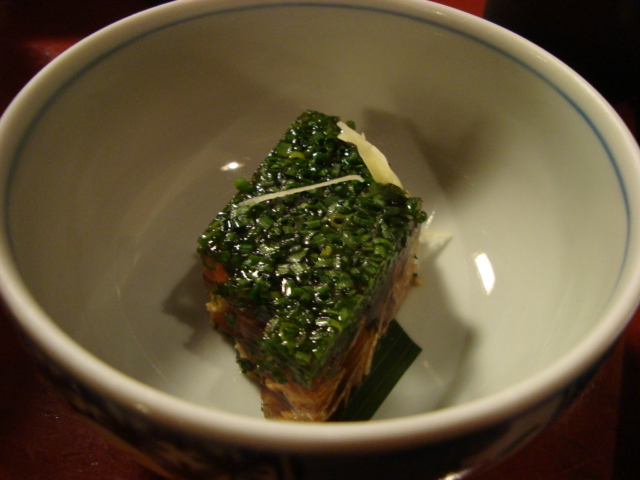 神田「あんこう鍋 いせ源」へ行く。_f0232060_1233293.jpg