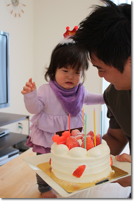 *　しーちゃん　初めての誕生日会　*_e0010185_23222010.jpg