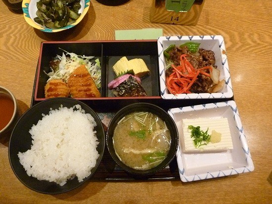 小ぼけ 淀屋橋店 小ぼけ弁当 おじさんのひるめし
