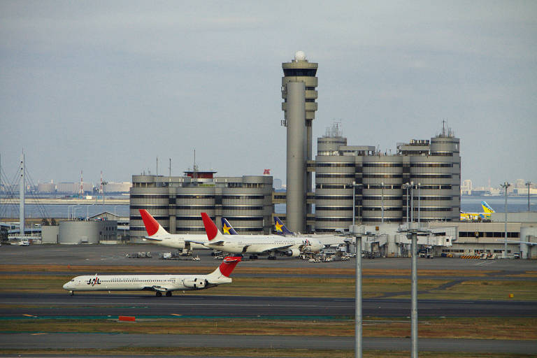 羽田空港国際線ターミナル（１２月１２日）_c0057265_6121482.jpg