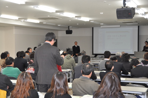 福島大学山川ゼミ商店街調査報告会が開催されました_f0226571_11391432.jpg