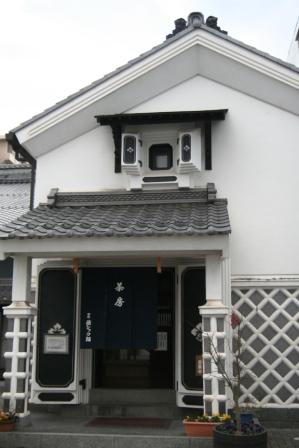 e0166094_1120546.jpg