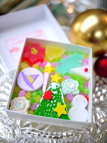クリスマスの和菓子　　京都・長久堂のクリスマス干菓子詰合_b0202345_22412352.jpg