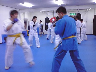 d0084118_0115628.jpg