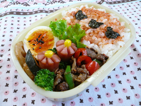 焼肉弁当♪_a0162330_10554924.jpg