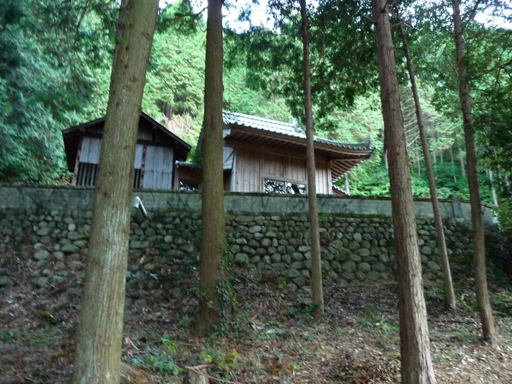 伊予之二名島の秘密と朝倉「岩戸神社」_e0165472_22351771.jpg