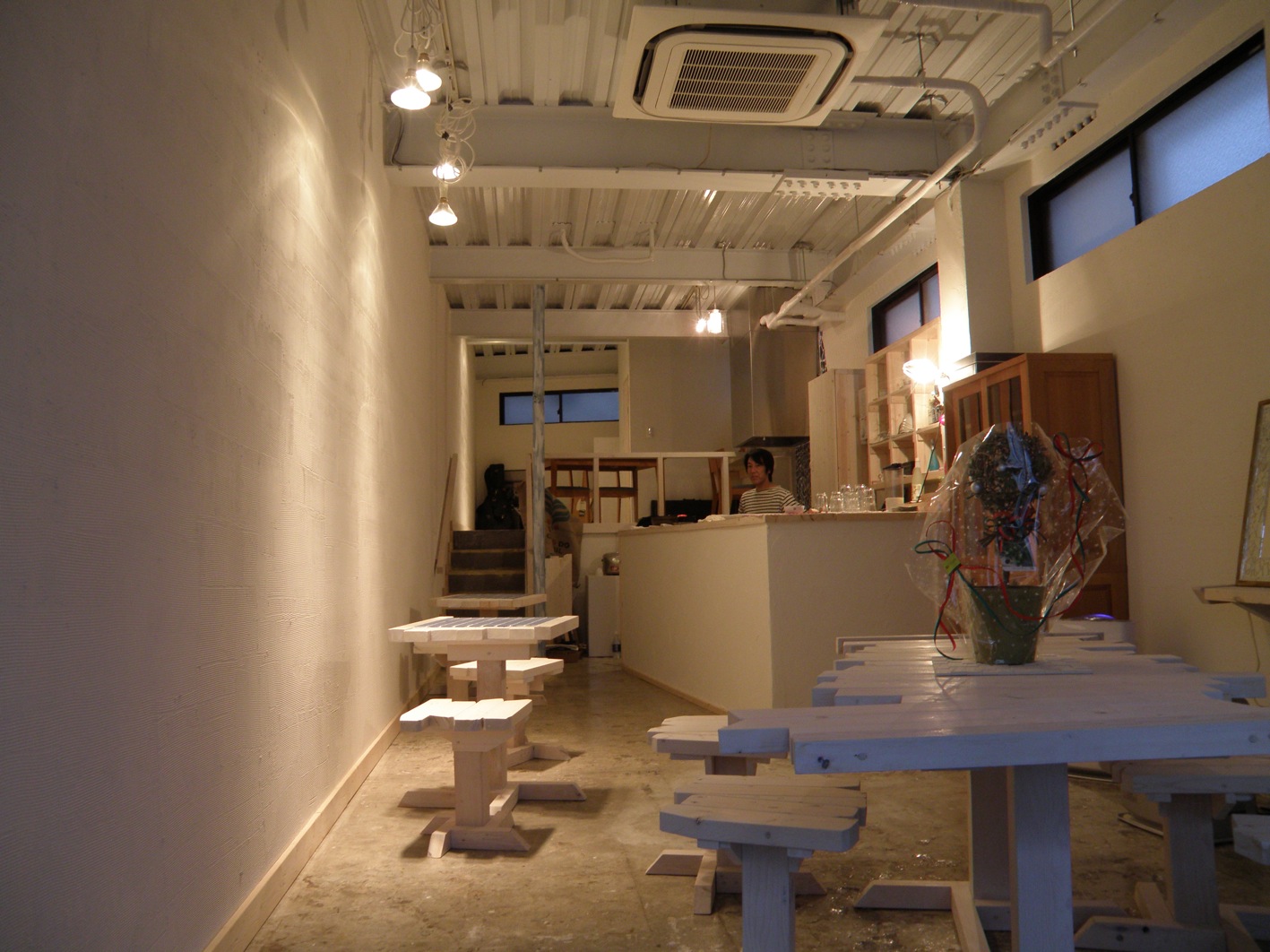 すずらん通りのちょいと奥に「aki cafe」できました♪ _f0053279_21223090.jpg