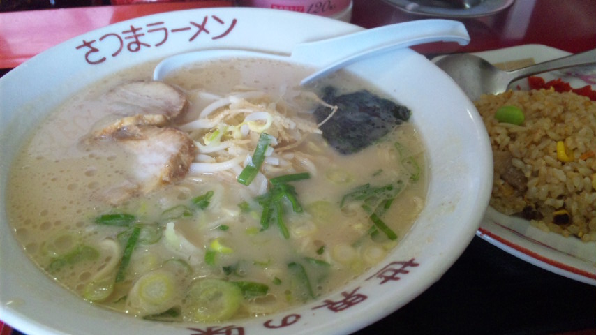 安来市　さつまラーメン　ルート9_f0098002_217524.jpg