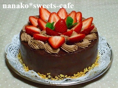 チョコ苺のバースデーケーキ Nanako Sweets Cafe