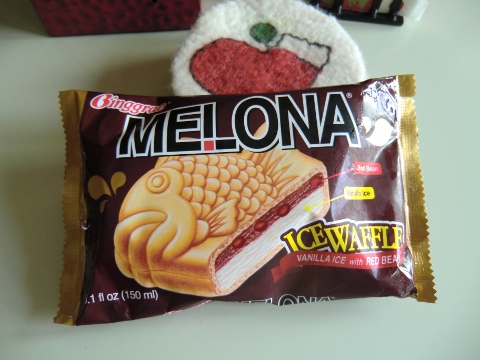 Melona 鯛焼きアイス_e0033156_7571994.jpg