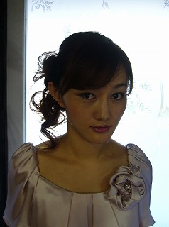 お出かけヘアーメイク_a0123703_12252564.jpg