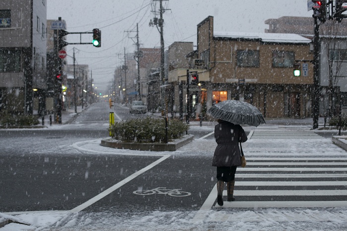街に雪が降る_b0128621_2116884.jpg