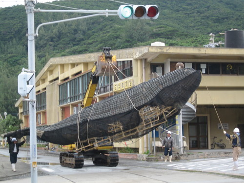 花クジラのお引越し_f0082925_10215321.jpg