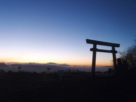 すいません、お待たせしました、富士山です_f0182938_19432079.jpg