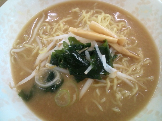今日の昼食@会社_b0042308_12574564.jpg