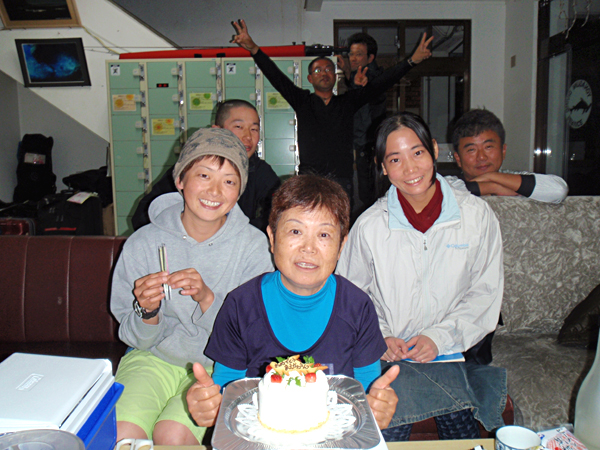12月18日 HAPPY BIRTHDAY _d0113459_2149278.jpg