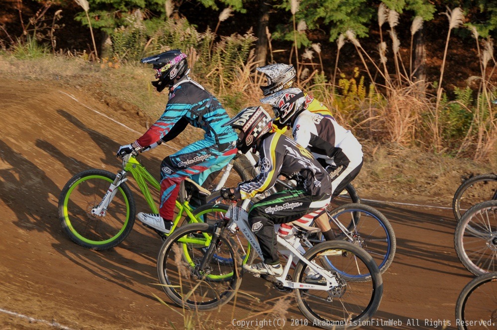 2010JOSF FINAL Race VOL4：MTBエリートクラス決勝_b0065730_22475728.jpg