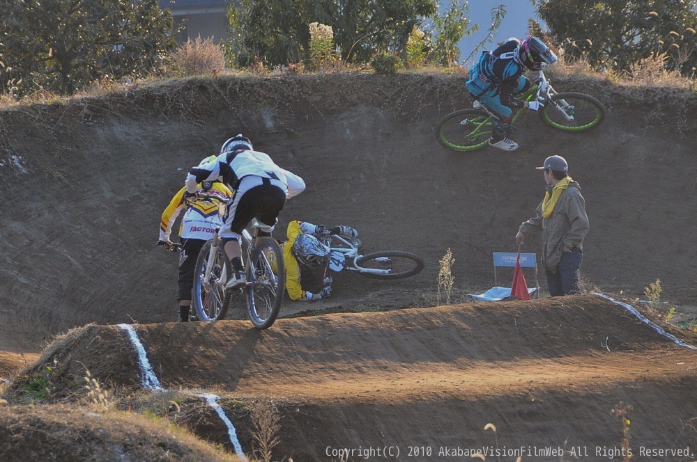 2010JOSF FINAL Race VOL4：MTBエリートクラス決勝_b0065730_22515738.jpg