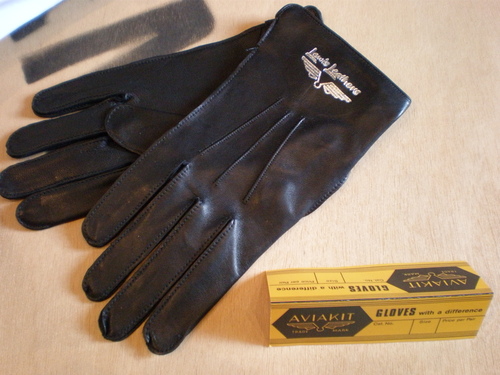 ROLL & LewisL eathers_f0180552_169770.jpg