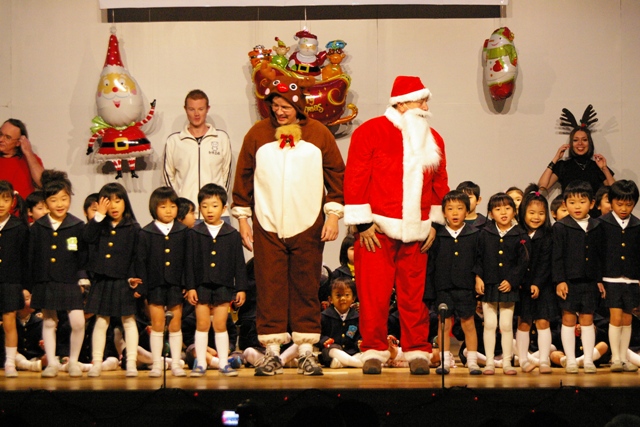 Big Beans Bash (クリスマスコンサート)_a0115391_1824816.jpg