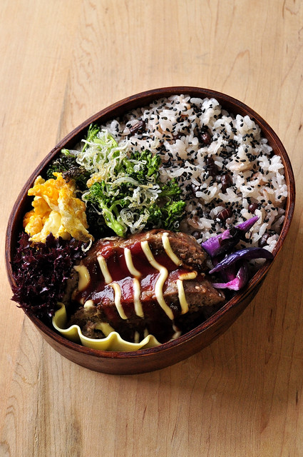 ミートローフ弁当_b0171098_10185632.jpg
