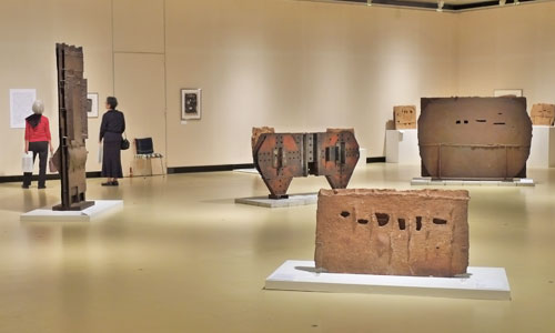 辻晋堂展 ななかまど遊びをせんとや生まれけむ