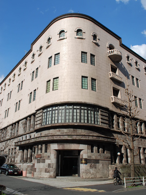 東京日本橋の三菱倉庫ビル(昭和モダン建築探訪)_f0142606_19461275.jpg