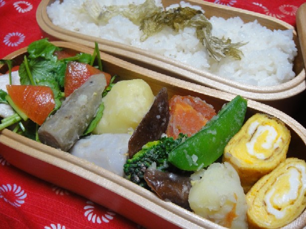 １２月２２日　鶏ハムサラダ弁当_b0044825_944566.jpg