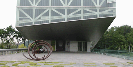 c0220674_1204356.gif