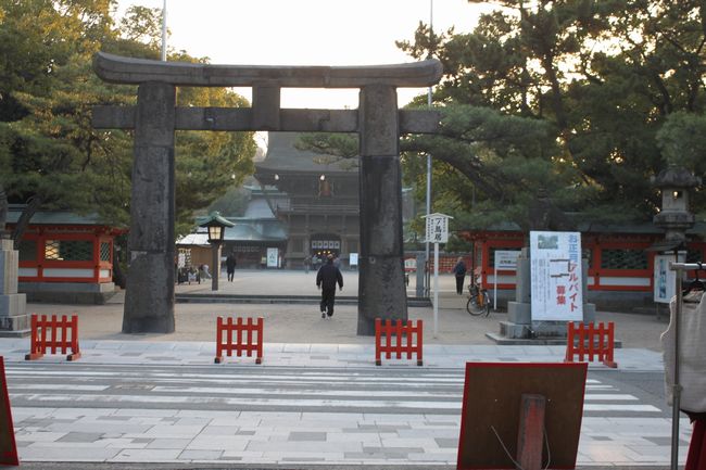 福岡の筥崎宮骨董市 Melody Fair