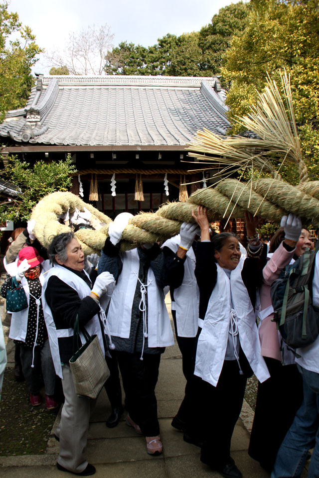 新熊野神社（いまくまの神社）つなかけ祭り_e0048413_2182864.jpg