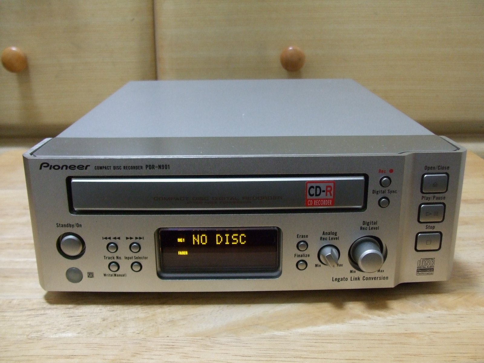 Pioneer PDR-N901_e0181393_2113279.jpg