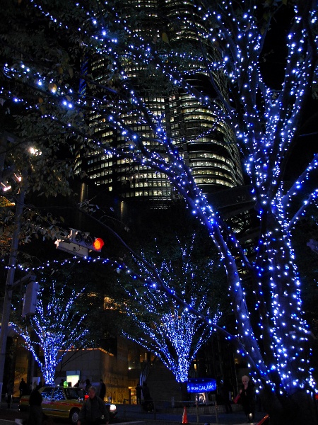 Artelligent Christmas 2010 in Roppongi Hills _c0177814_16133333.jpg