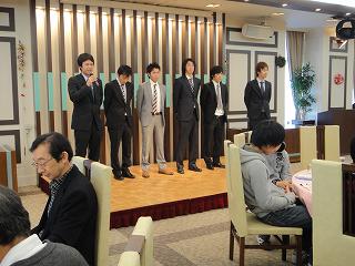 「海外研修会やまと」ビンゴ大会_b0092684_1754443.jpg