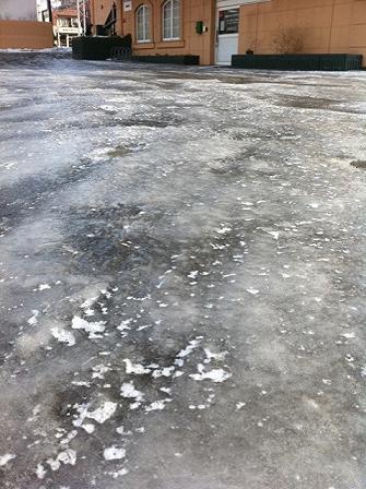 ついにスパイクタイヤ！！