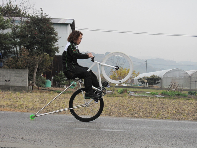 ウィリー養成ギブス 自転車カスタム高山式 ウィリー養成ギブス 自転車カスタム高山式